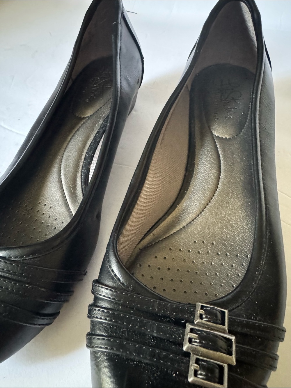 LifeStride Women’s 9.5 Black w Silver Buckle Accent Slip-On Flats Comfort